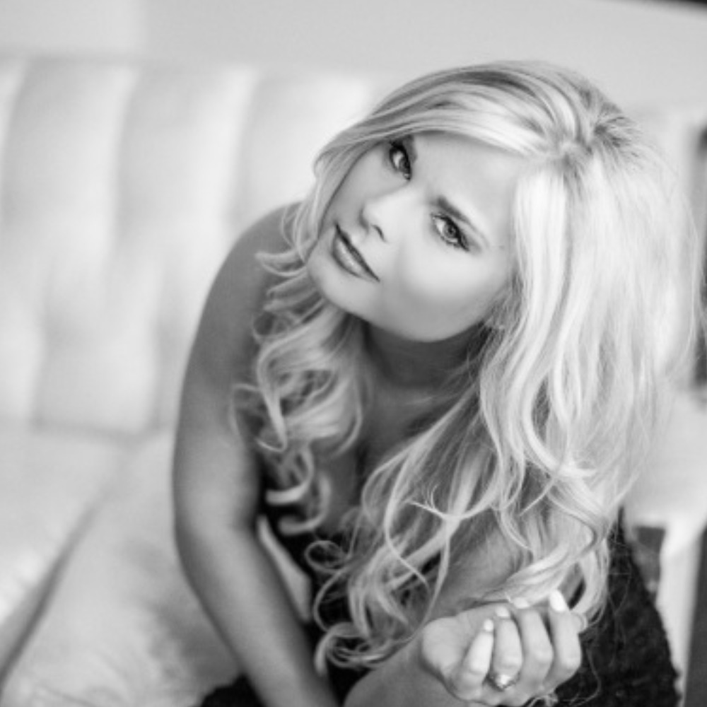 Meet your Posher, Alexis